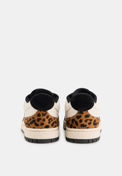 Serena-Beige Noir Leopard