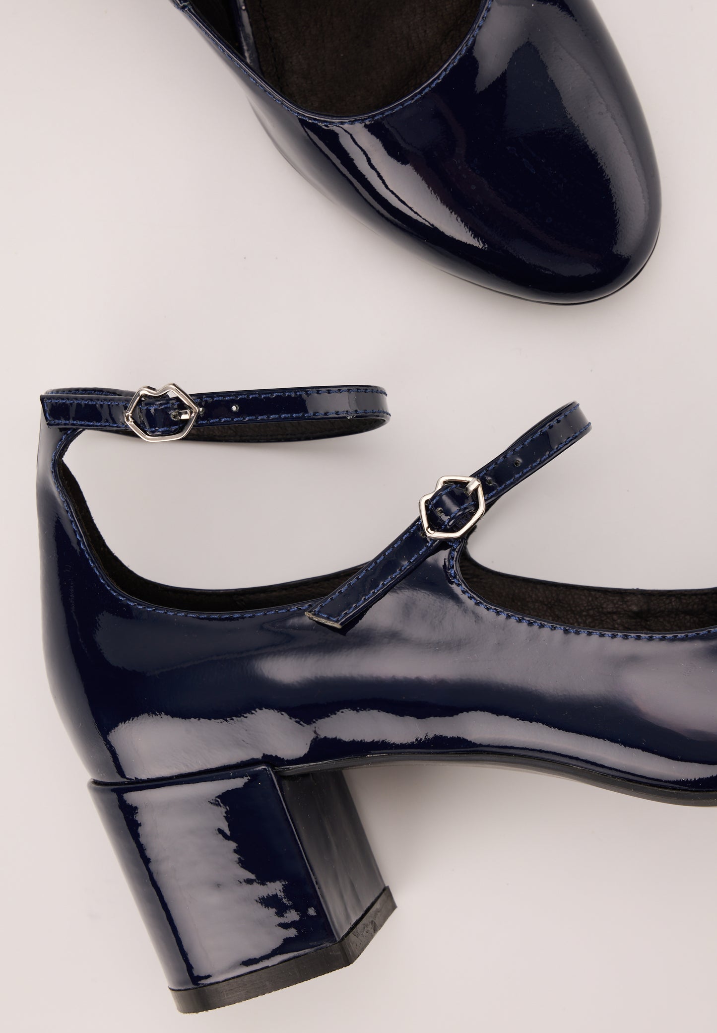 Sofia-Cuir brillant bleu navy